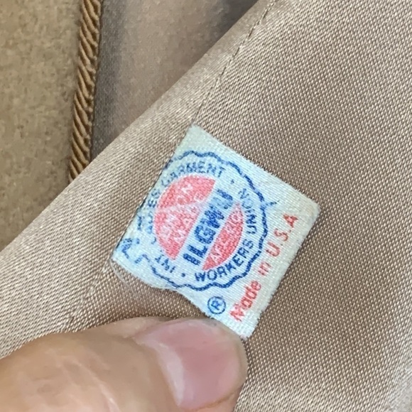 Fleurette Neiman-Marcus Vintage 100% Camel Hair Belted Wrap Walking Trench Coat - Picture 11 of 17